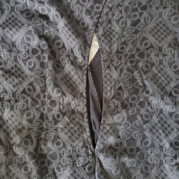 Bebe women's short sleeves pre-owned - Picture 4 of 4